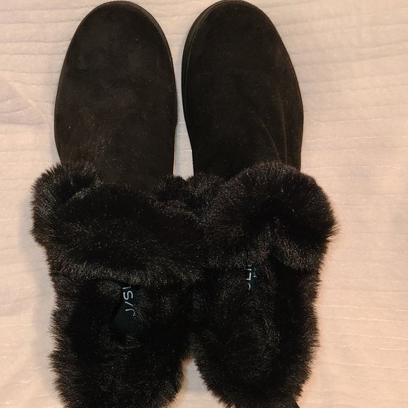 J/Slides Furry Black Wedge Booties - Picture 7 of 11